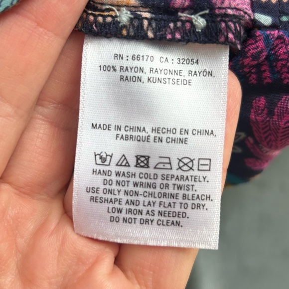 Anthropologie 25 Of 52 Conversations Forest Friends Blouse, size 12 - Picture 11 of 11